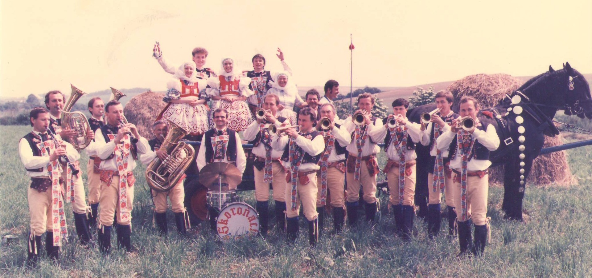 Foto Skoroňáků z roku 1984