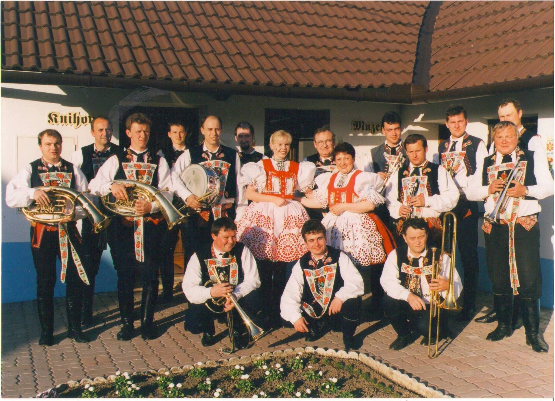 Foto Skoroňáků z roku 2001